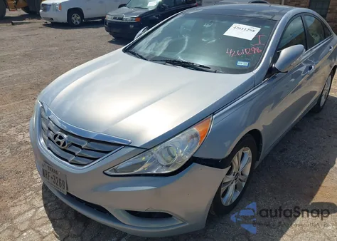 2012 Hyundai Sonata Limited z USA, uszkodzony, nr VIN 5NPEC4AC2CH426180